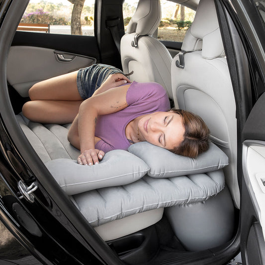 Inflatable mattress for cars