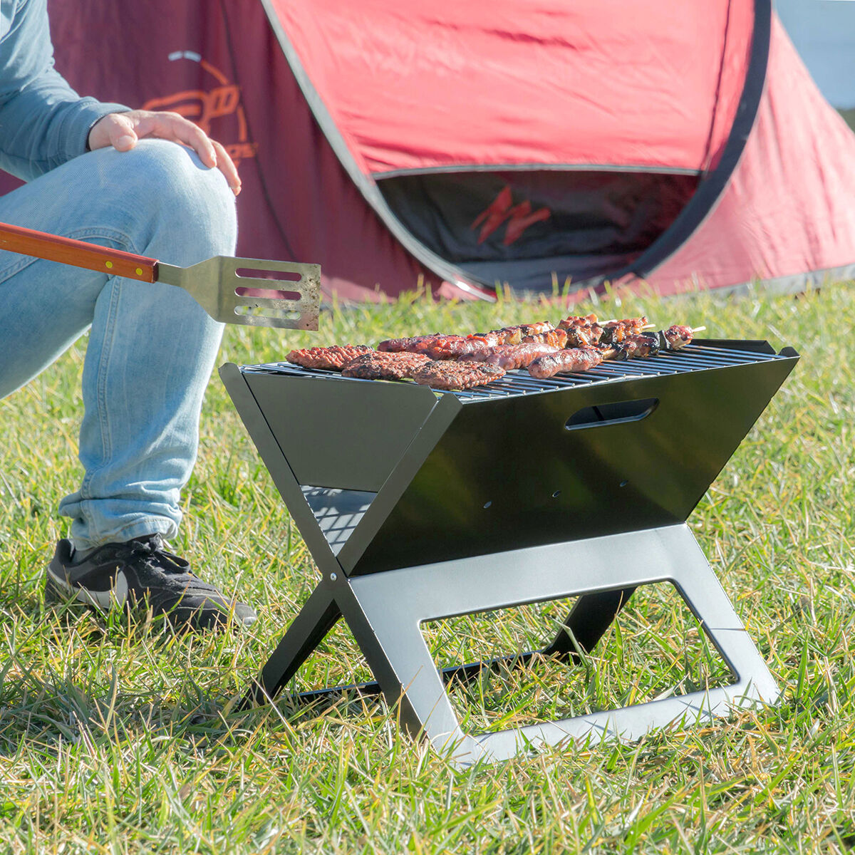 Zusammenklappbarer Holzkohlegrill aus Edelstahl