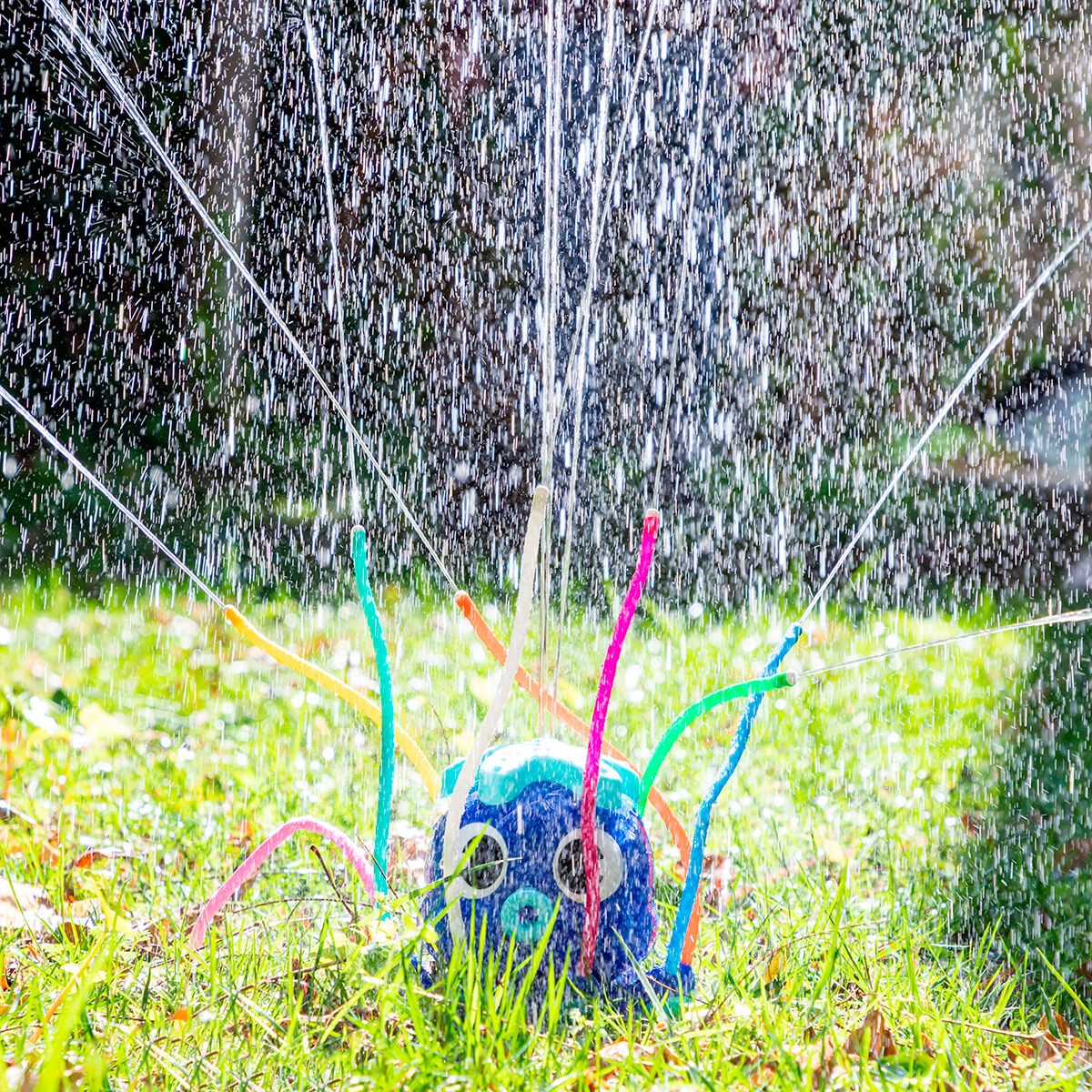 water sprinkler toy octopus 