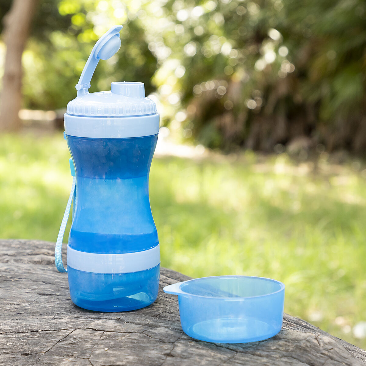 2 in 1 bottle with water and food container for pets 
