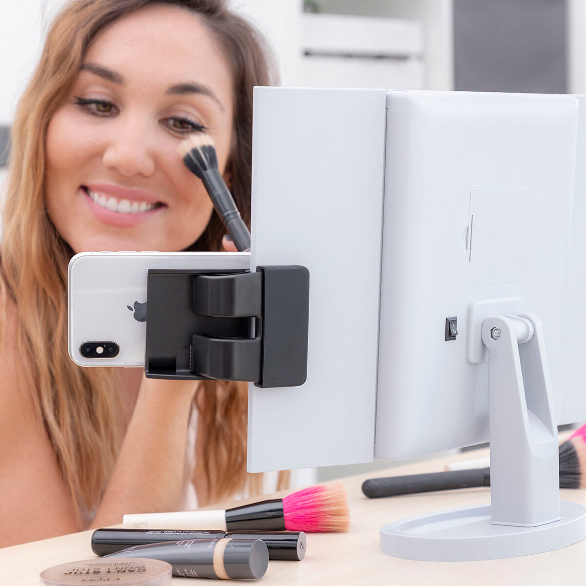 Handy-Klemmhalterung mit mehreren Positionen