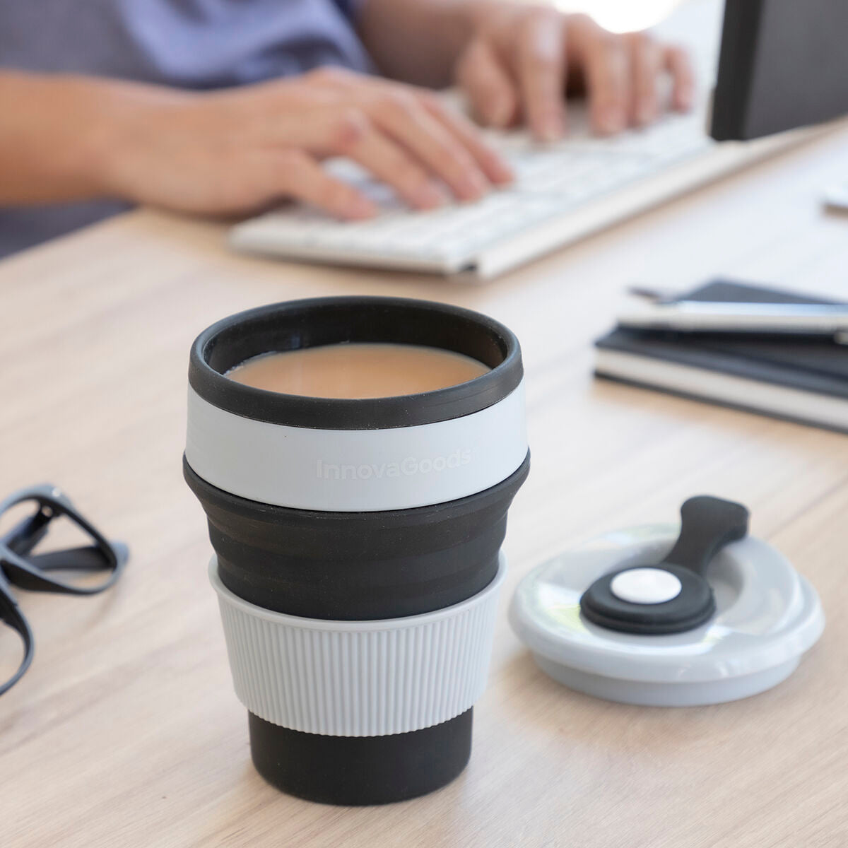 Faltbarer Becher To Go aus Silikon