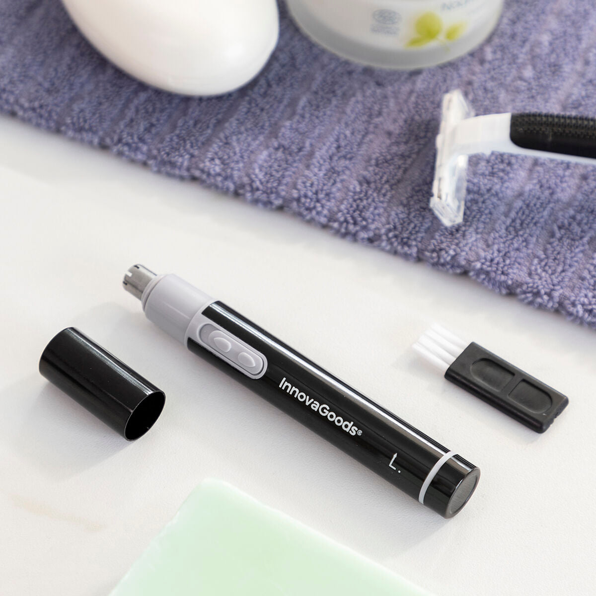 Haartrimmer für Nase und Ohren