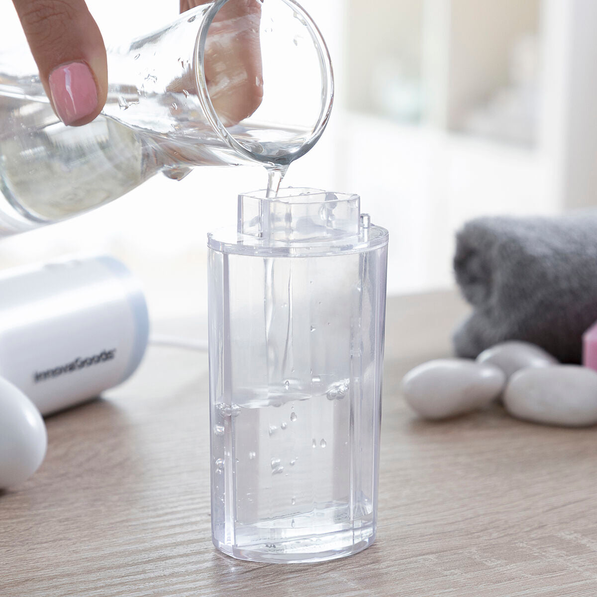 Rechargeable Hydro Facial Cleanser for Impurities 