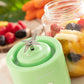 Wiederaufladbarer tragbarer Standmixer mit Becher (Smoothie Maker)