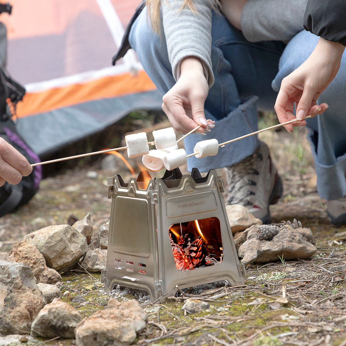 Demountable camping stove made of steel 