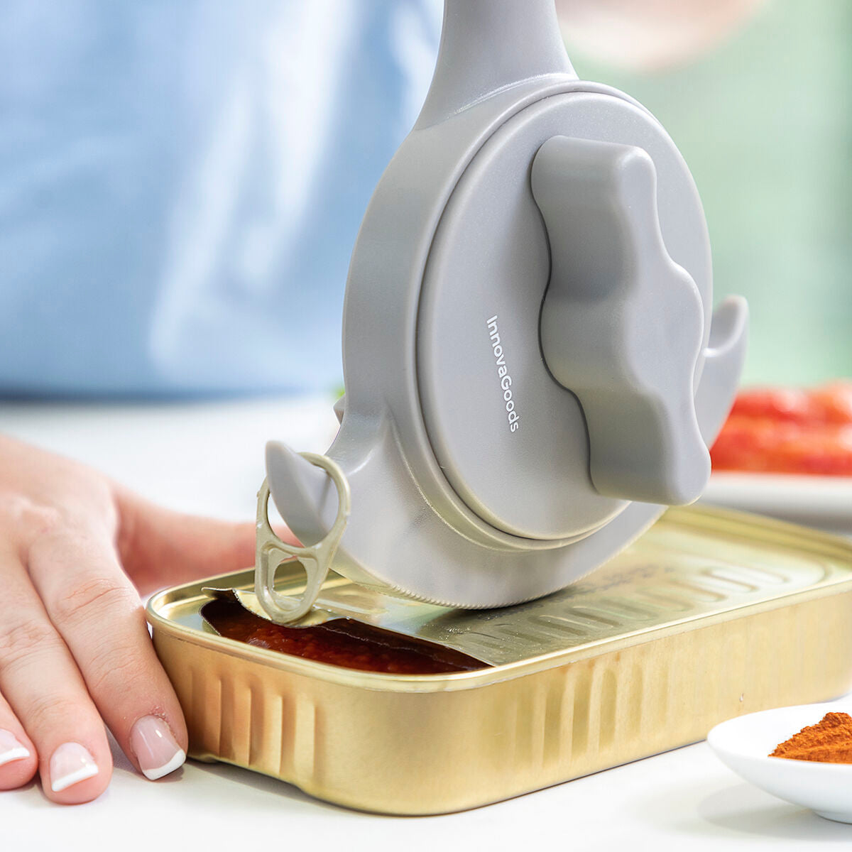 Verstellbarer Multifunktions-Flaschenöffner für Gläser, Dosen und Flaschen