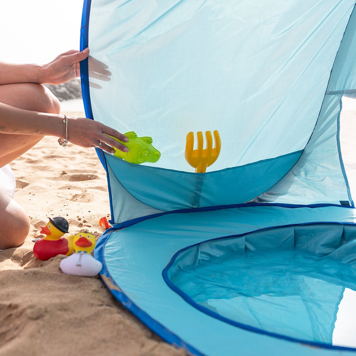 Strandzelt für Kinder mit Mini-Pool